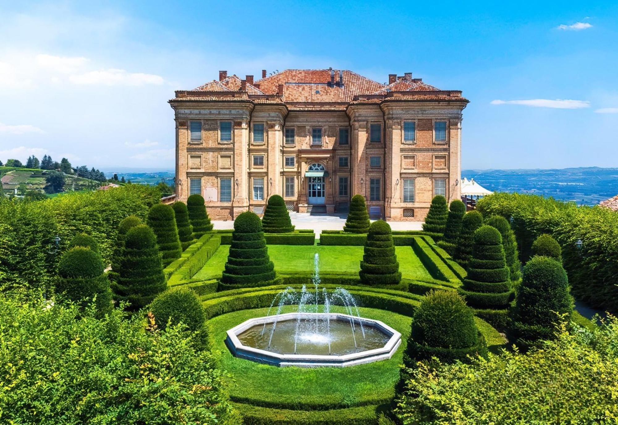 Castello Di Guarene Hotell Eksteriør bilde